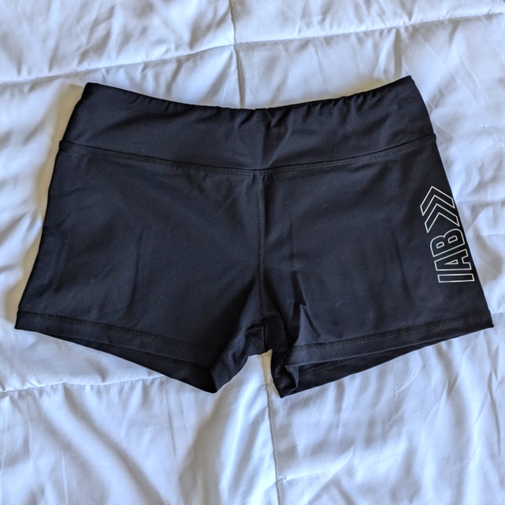 IAB MFG no ride running workout shorts L 10